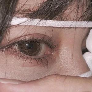 丰满女人裸体婬交视频
